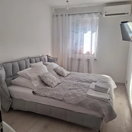 Lejlighed 3 Przy Porcie Eko-marina Z Tarasem Do Samodzielnego Uzytkowania